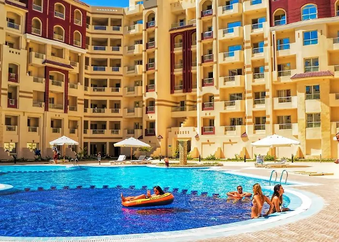 Apartments In Florenza Khamsin