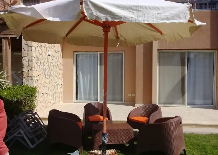 شاليه فاخر في العين السخنه Three Bedroom Chalet with Garden In Marina Wadi Degla Ain El Sokhna - For Families Only