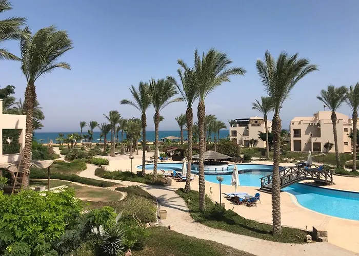 Chalet with Roof at Laguna Bay- Ain Sokhna - شالية غرفتين مكيف بالكامل بالرووف قرية لاجونا باي - العين السخنة