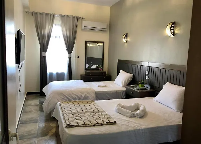 Room In Condo - Dahab Motel - Triple Room 3 - Walking Distance To The Beach