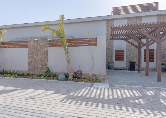 Modern 1 Bedroom Apartment Bali El Gouna Private Patio & Heated Pool