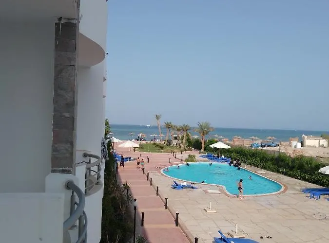 Cecilia Beach Resort Hurghada Magawish