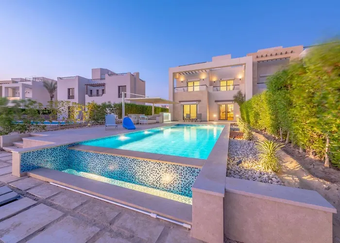 Joubal Lagoon II 4-Bedroom Villa With Private Pool & Lagoon Views