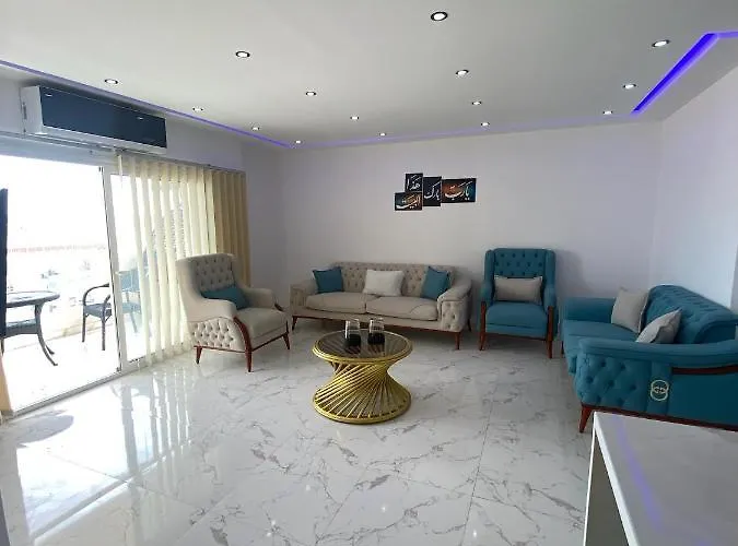 Blue Whale Hurghada Beach Front Apartments City Centre