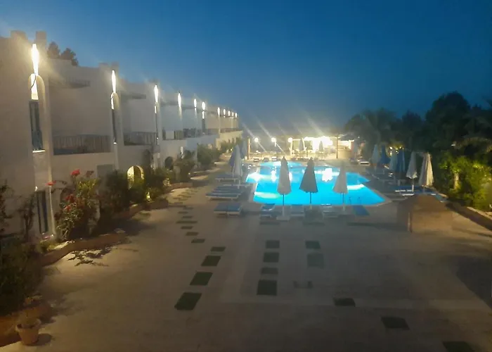 La Casa Beach