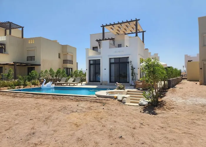 Luxury 4 Bedroom Villa - Cyan Elgouna