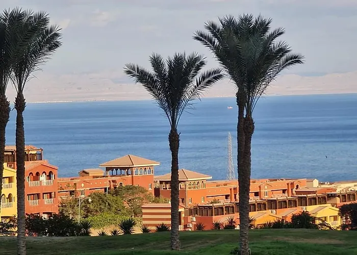 شاليه في العين السخنه بورتو السخنه منتجع هيفين هيلز chalet porto el sokhna VIP عائلات فقط