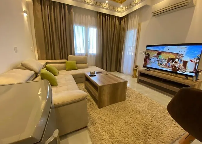 Makadi Heights Luxury Apartment
