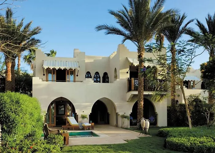 Villa At Four Seasons