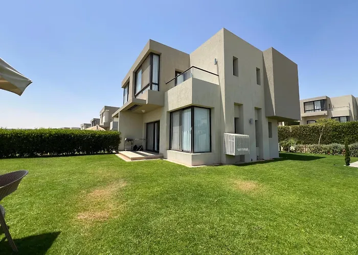 Azha Ain Sokhna Luxury Vacation Villa - Families Only