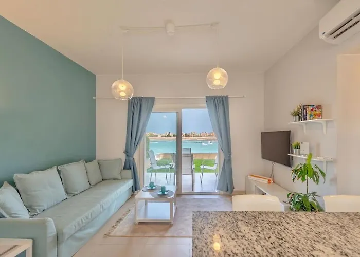 El-Gouna Water-Side Apartment