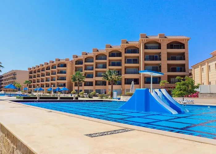 Selena Bay Resort