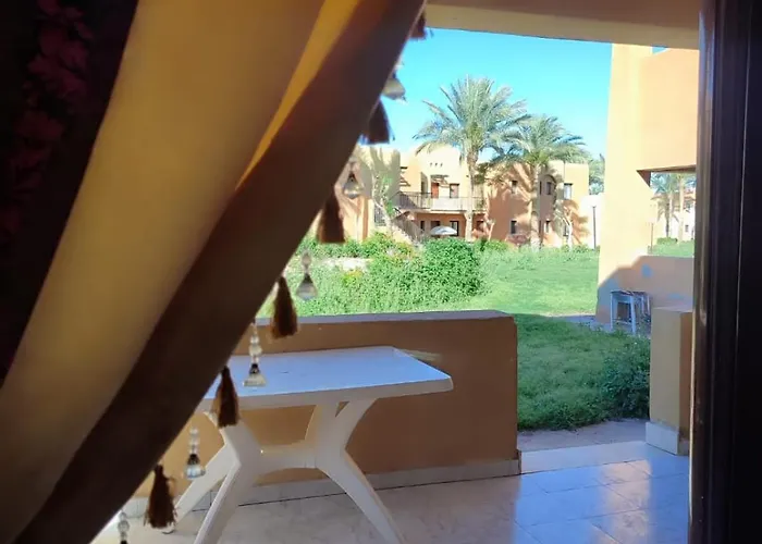 Chalet In Stella Makadi On Ground Floor With Beach And Pools Access