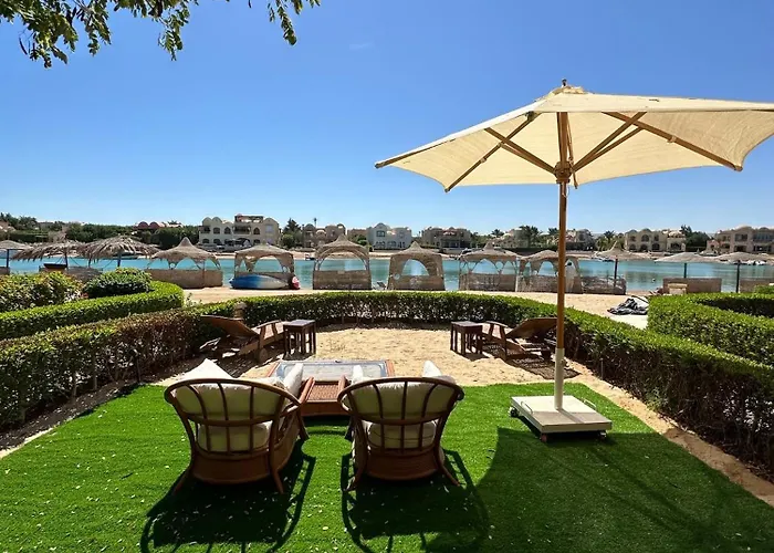 2 Bedroom Ground Floor New Nubia - 2 Minutes Walk To Marina Abu Tig