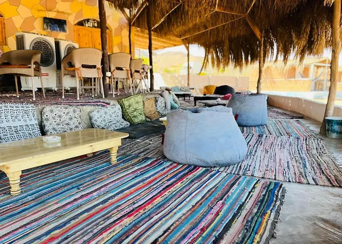 Anne Sinai Best Camp