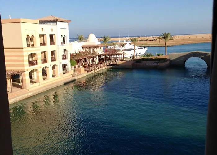 Cozy Studio With A View In Port Ghalib