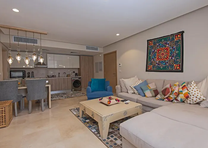Ollystays - Walk To Beach & Pool, Free Access, Mangroovy 1Br !