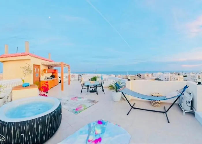 Private Sea View Penthouse New Apartment Pool And Jacuzzi In Montazah