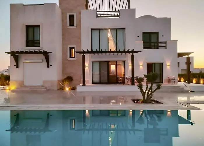 Ancient Sand Villa At Elgouna With Private Heated Pool