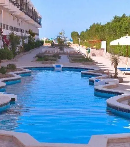 Fox Beach Inn