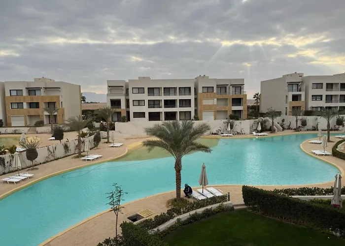 Mohamed Afifi Azha - Crystal Lagoon View - Families - 2 Bed Rooms