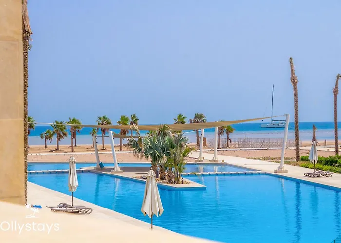 Ollystays Mangroovy Seaview 1Br, Beach & Pool Free Access! Red Sea