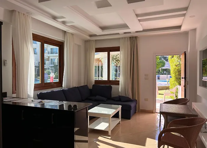 Sharm Hills Resort 3-Bedroom With Pool View And Beach Access
