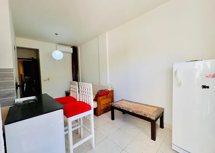Inviting 1-Bed Apartment In Hurgada