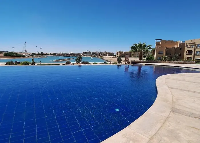 El Gouna Waterside, 2-Bd Ground Floor Sleeps 4 Persons