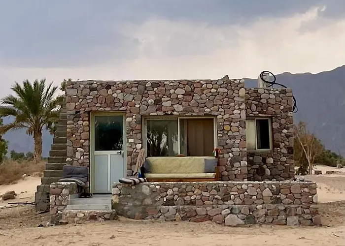 Zoola Beach Camp & Eco Lodge