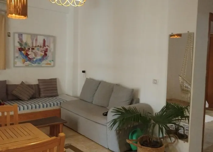 Zeya House