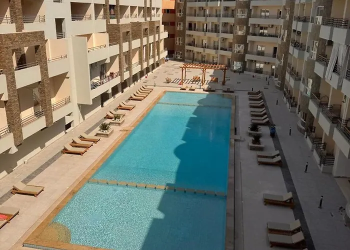 Avenuo Apartment