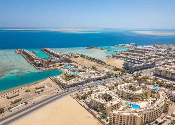 منتجع وسبا صني دايز إل بالاسيو