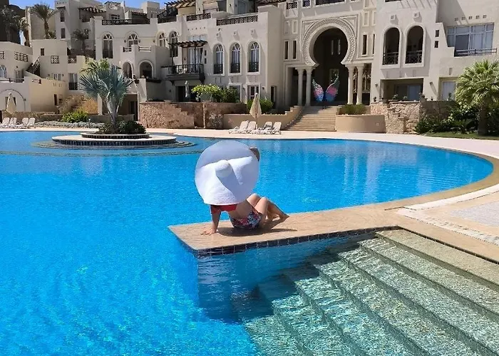 Charming 2 Bedroom Apartment 300 M From Corral Reef
