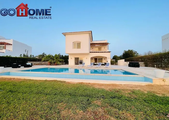Spacious Villa 4 Broom Private Pool V35 At White Villa