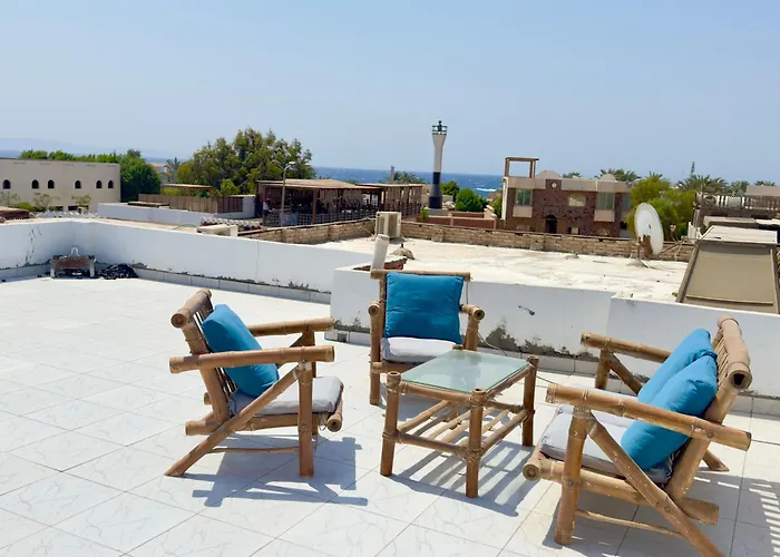 El Fanar Street Apartments