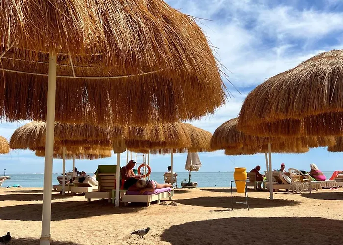 Beachfront Bliss - Your Hurghada Escape Awaits