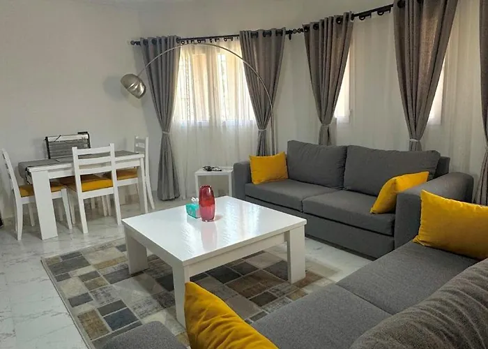 Stylish 2Bd 2Bath Regency Towers