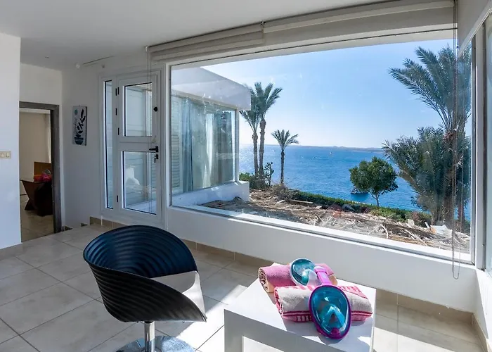 Beach Front Apartment In Sharm
