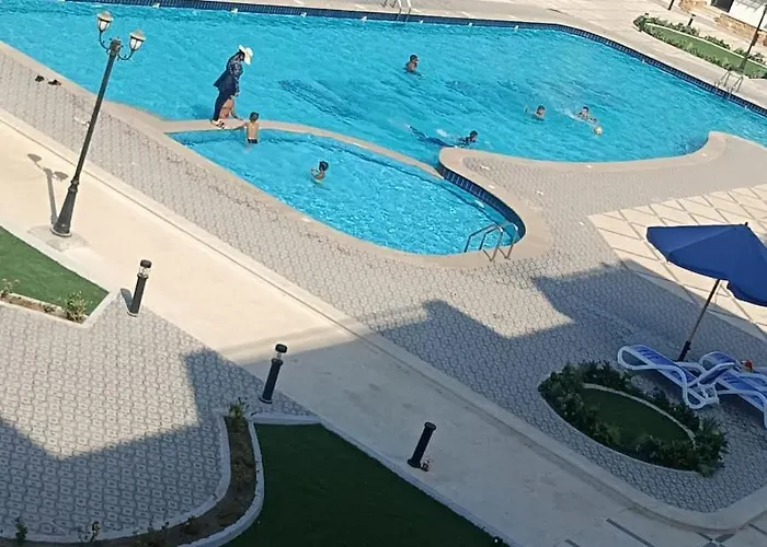 Isis Marina