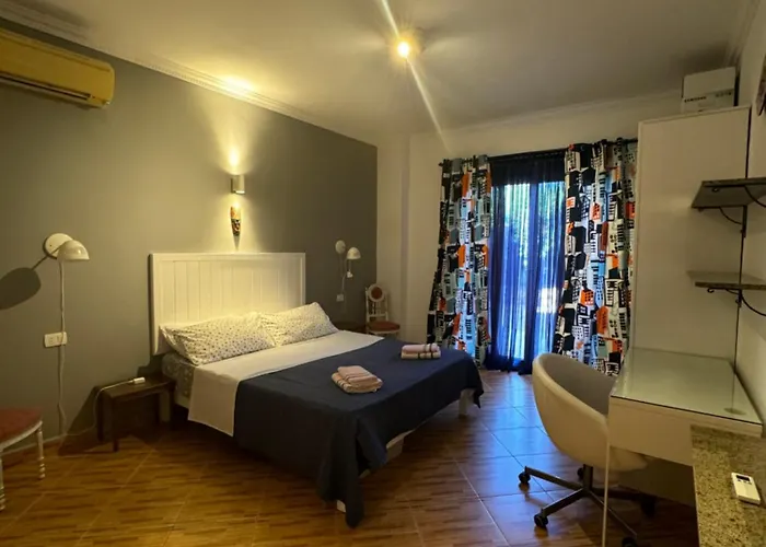 Luxury One Bedroom Apartment Ritz Carlton Residence