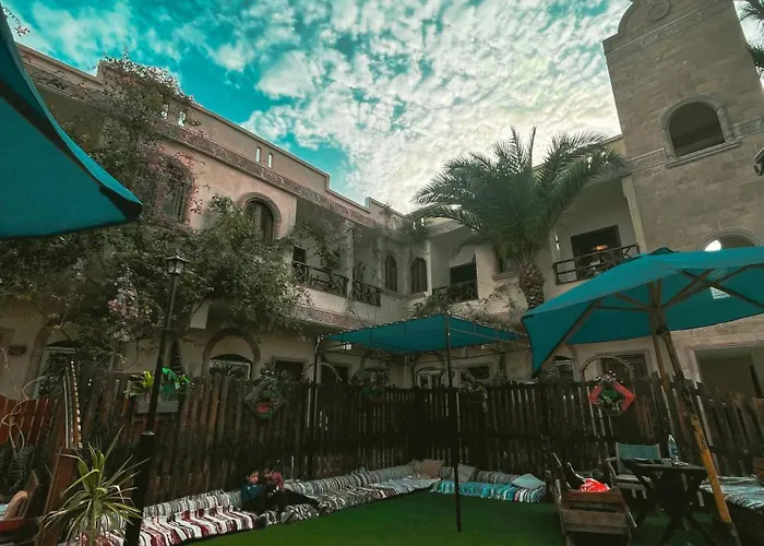 Tarakhan Hotel