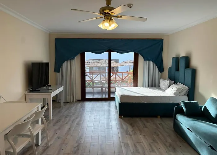 Unit In Domina Coral Bay Resort Elisir