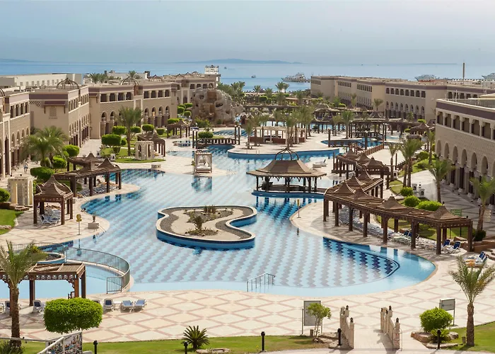 منتجع صن رايز مملوك بالاس