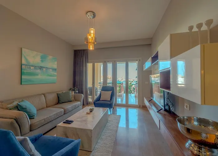 Upscale 2Br Mosaique Marina Stay, Yachts & Sea Views
