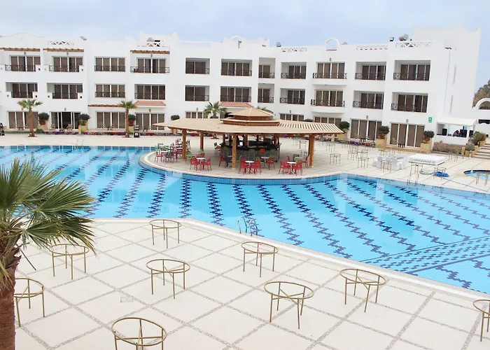 Old Vic Sharm Resort