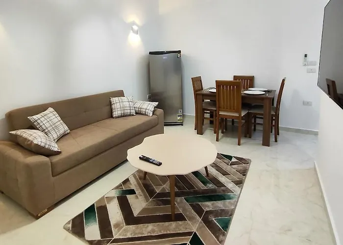 Comfort Quiet Central New Flat
