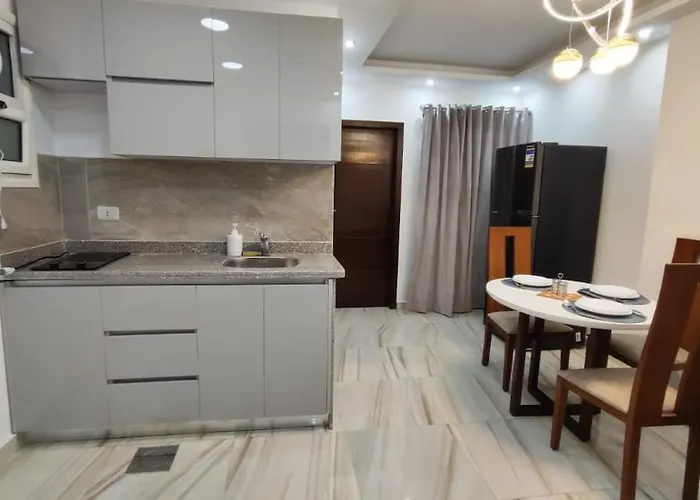 Stylish Sunny Central 1Br