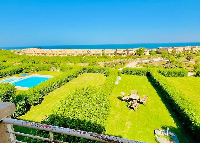 Tilal Villa With Private Garden Sea View-4 Room For Families Only