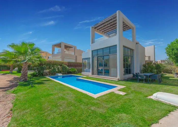 Airy & Bright 4Br Villa In Tawila, El Gouna, Private Pool & Lagoon Access